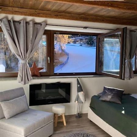 La Finestra Sulla Montagna - The Window On The Mountain Apartment Pila  Exterior foto