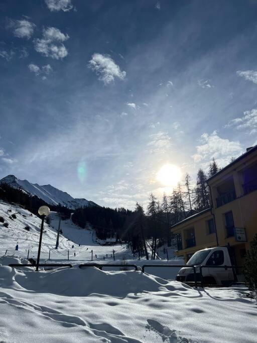 La Finestra Sulla Montagna - The Window On The Mountain Apartment Pila  Exterior foto