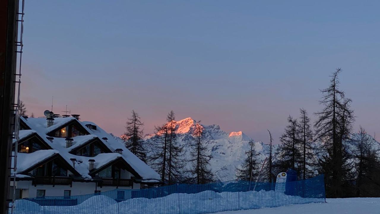 La Finestra Sulla Montagna - The Window On The Mountain Apartment Pila  Exterior foto
